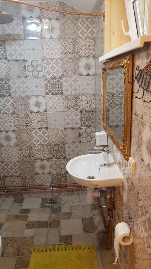 Namelis Nr 2 Adeles Sodyba Muize Exteriér fotografie